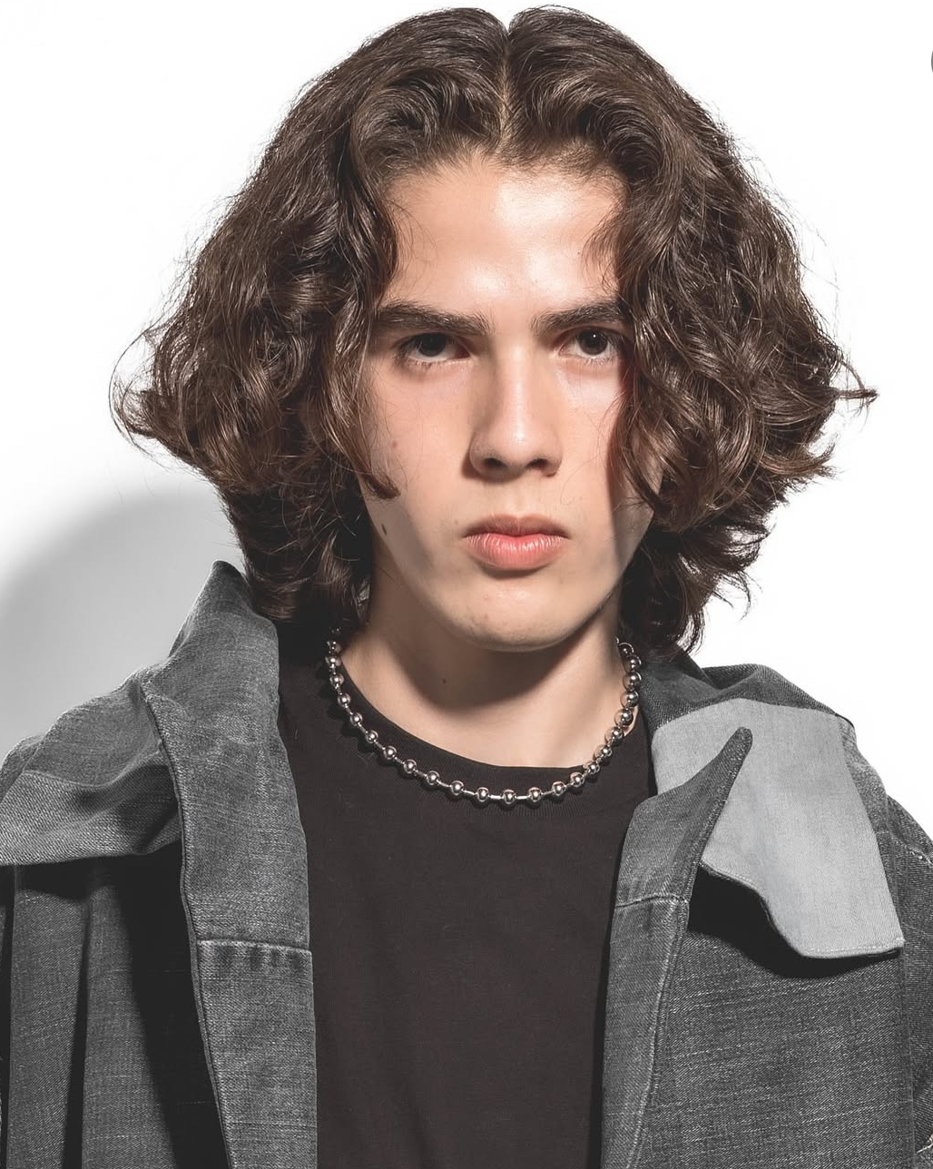 model profile picture