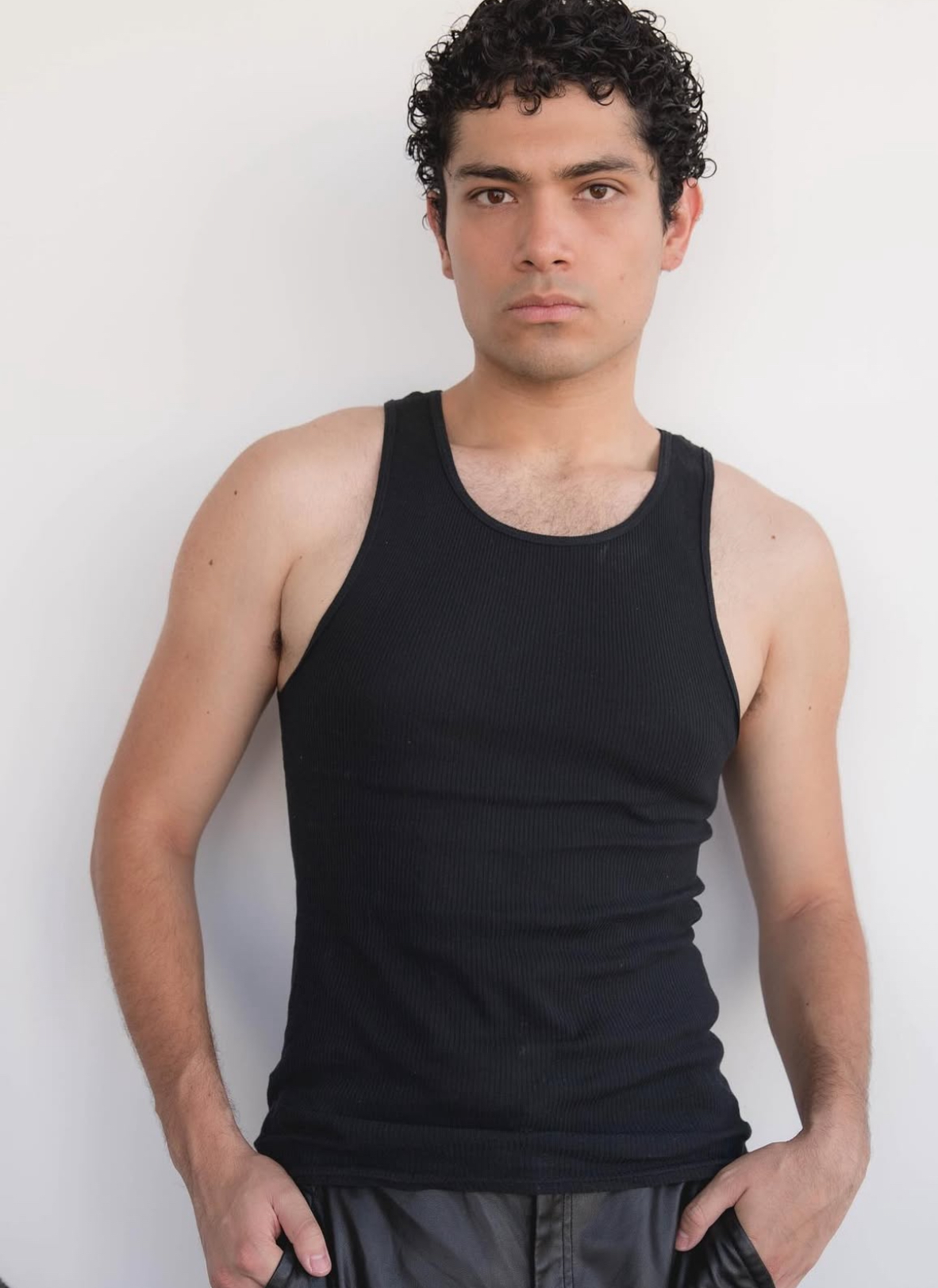 model profile picture