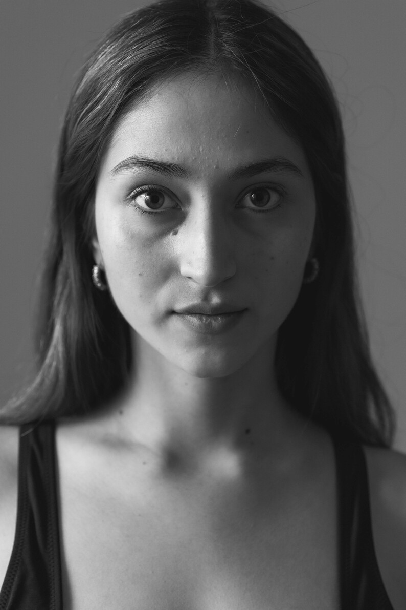 model profile picture