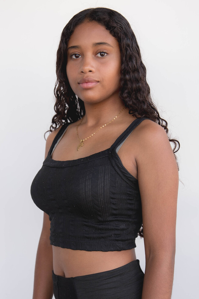 model profile picture