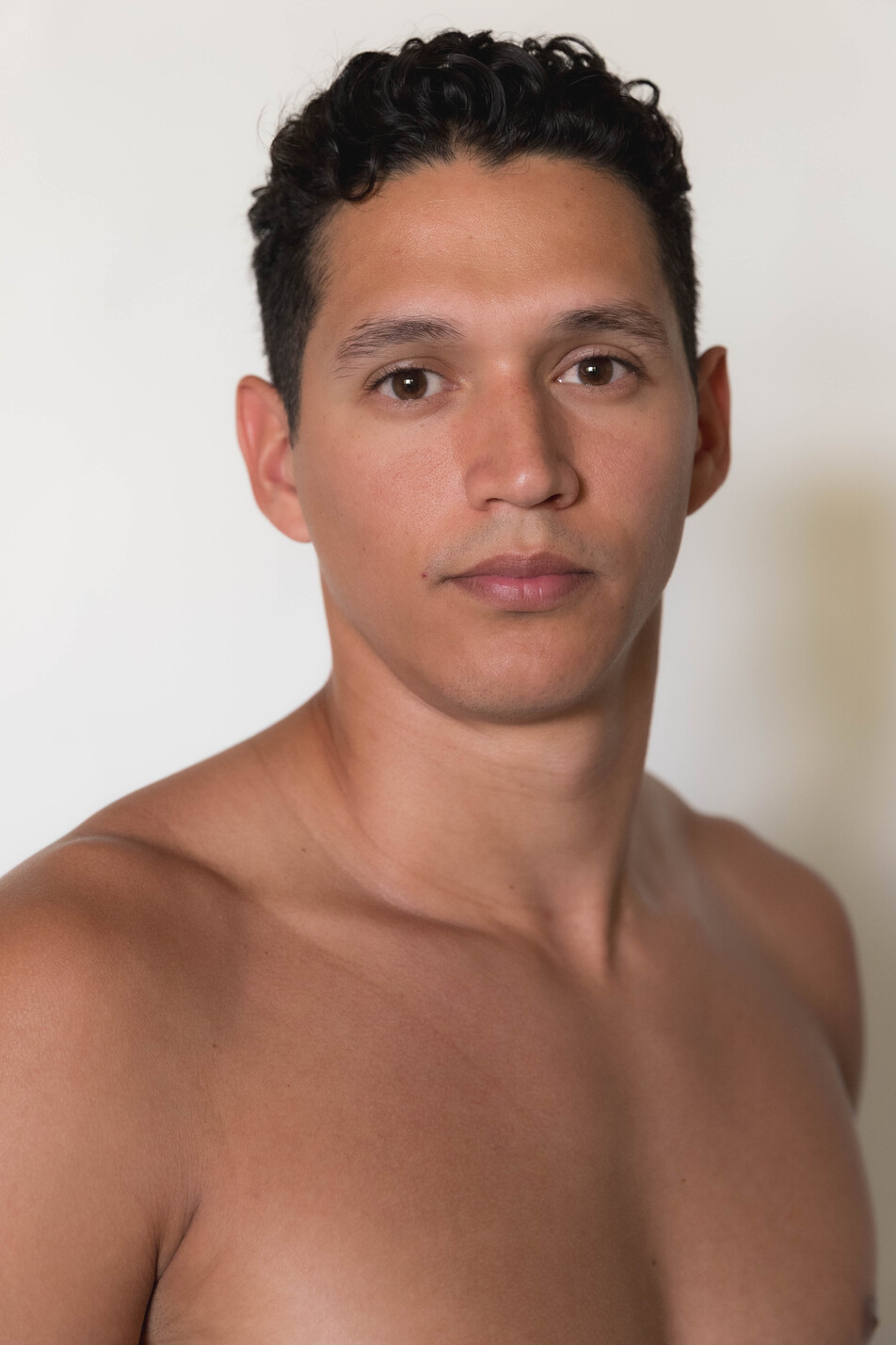 model profile picture